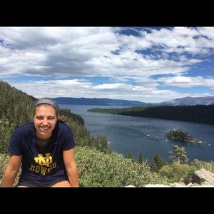 Meet your Posher, Lauren